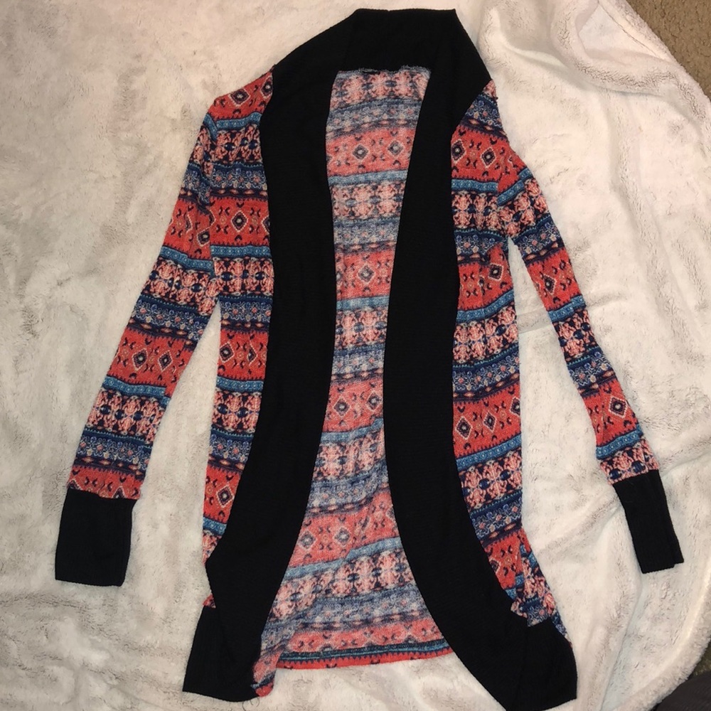 Knit long sleeve cardigan